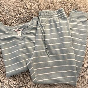 Victoria's Secret Thermal Pajamas in blue/green with white stripes
Small